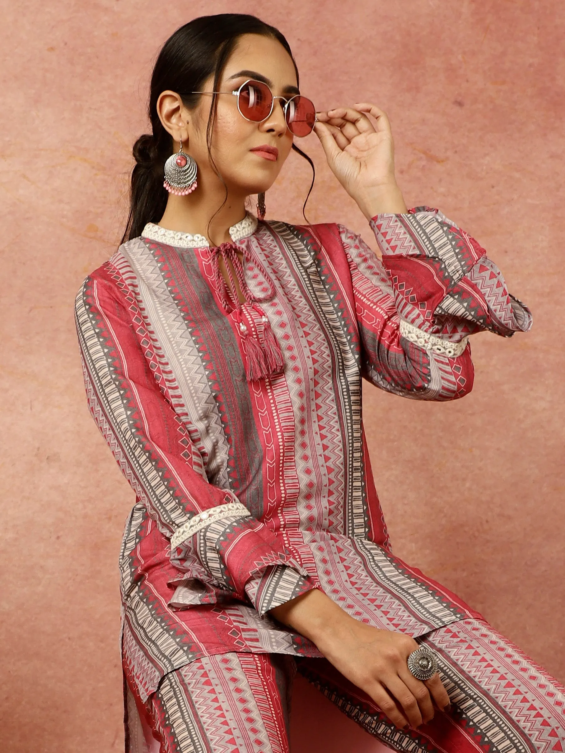 Pink Geometric Printed Short Kurta With Palazzo Co-ord Set