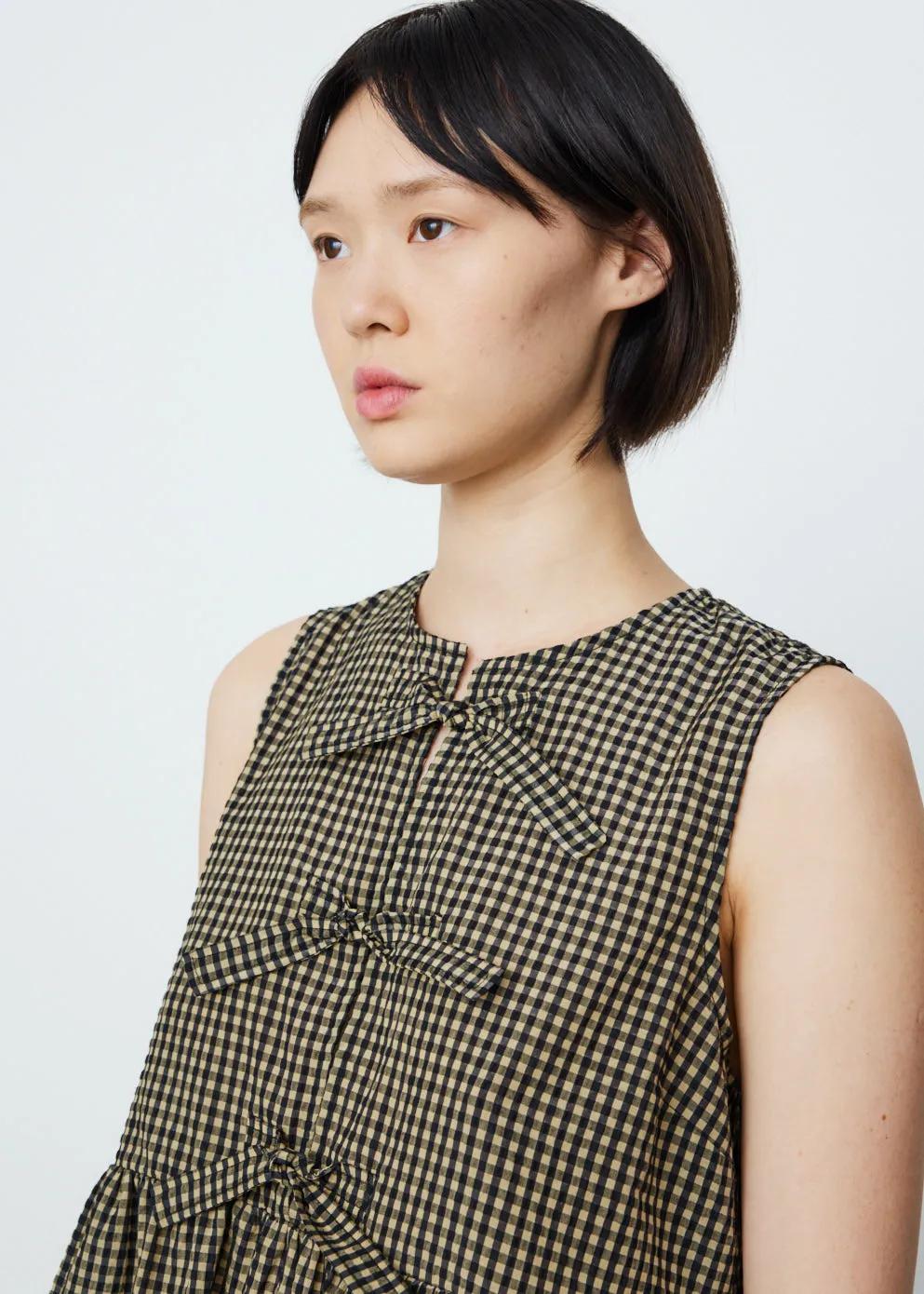 Seersucker Check Sleeveless Ribbon Blouse