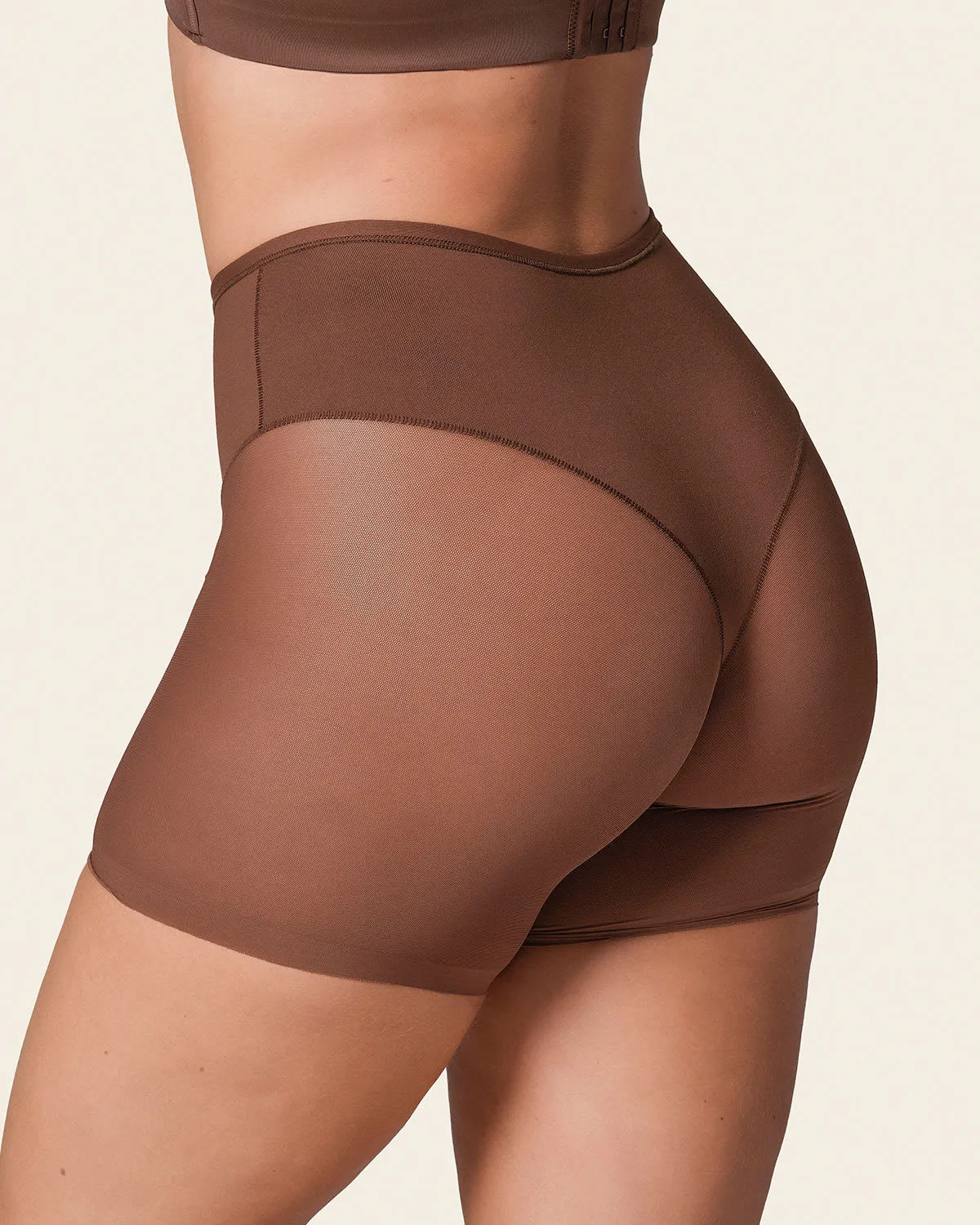 Truly Undetectable Sheer Shaper Short